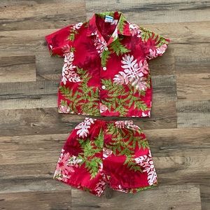 Aloha shirt & shorts. Great for a Christmas photo!